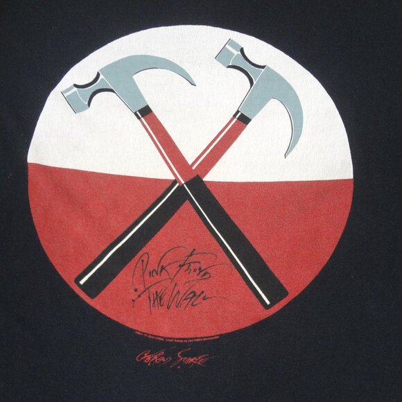 PINK FLOYD THE WALL CROSSED HAMMERS - GERALD SCARFE - BLACK LARGE T-SHIRT L201 - Picture 1 of 5